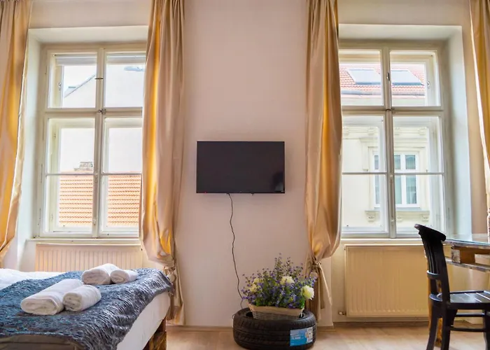 Apartment Elegant 1br 3 Min From Rennweg Station